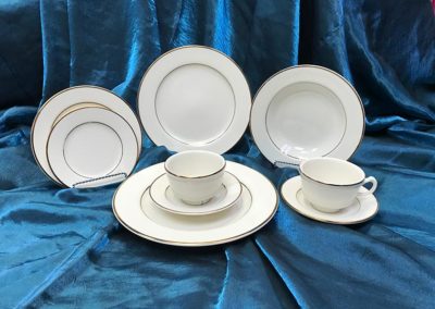 Gold Rim China Collection
